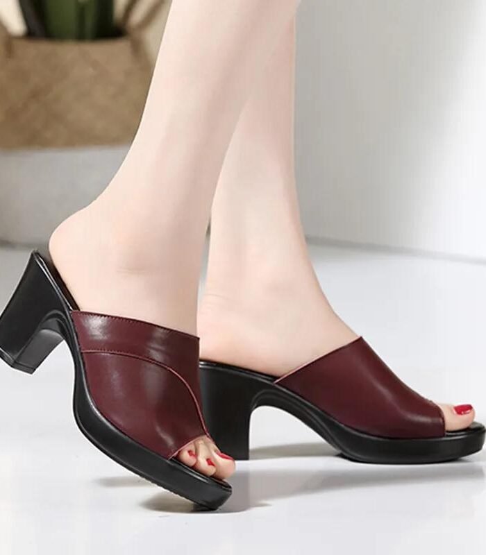 Women Chunky Heel Hollow PU Sandals Lightweight Anti-Slip Casual Shoes