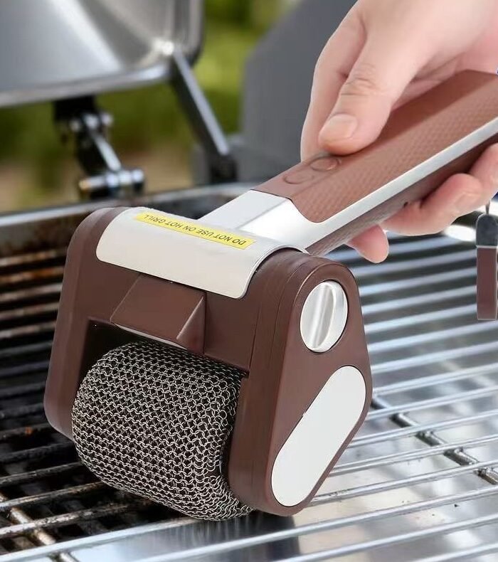 Electric barbecue brush